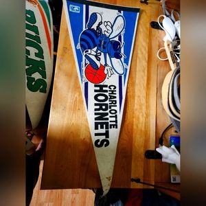 NBA Pennant Hornets